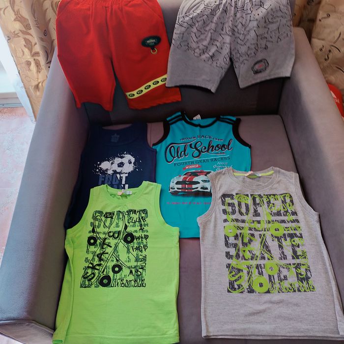 Вещи детские продам