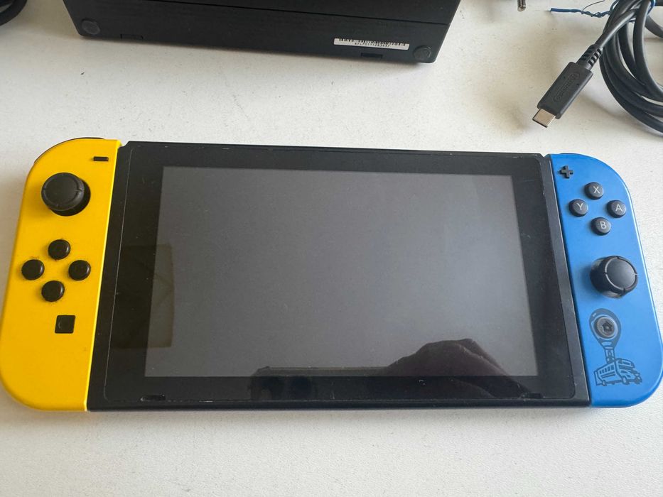 Nintendo Switch v1 32GB