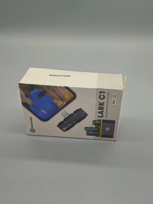 Безжичен микрофон Hollyland (USB-C) 2 бр. мик + приемник +заряден кейс