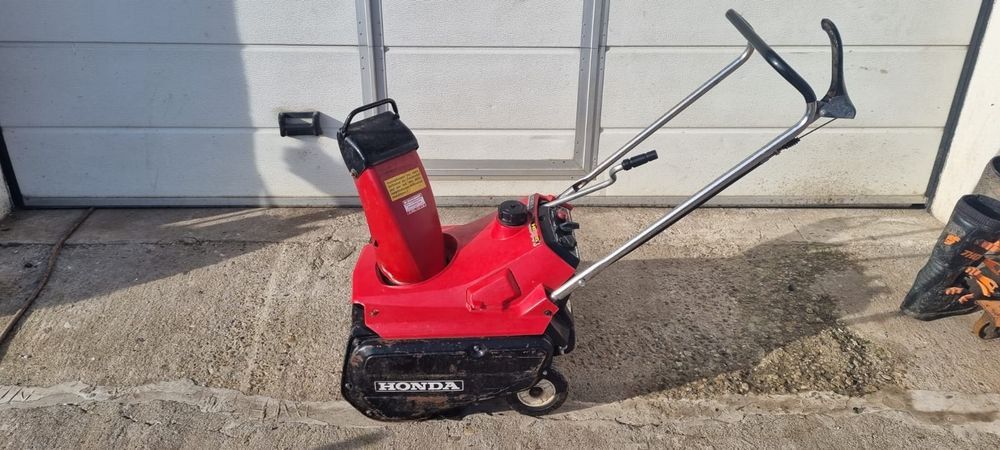 Honda masina de curatat suflat  zapada