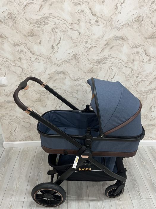 Продам коляску 2 в 1 lunex