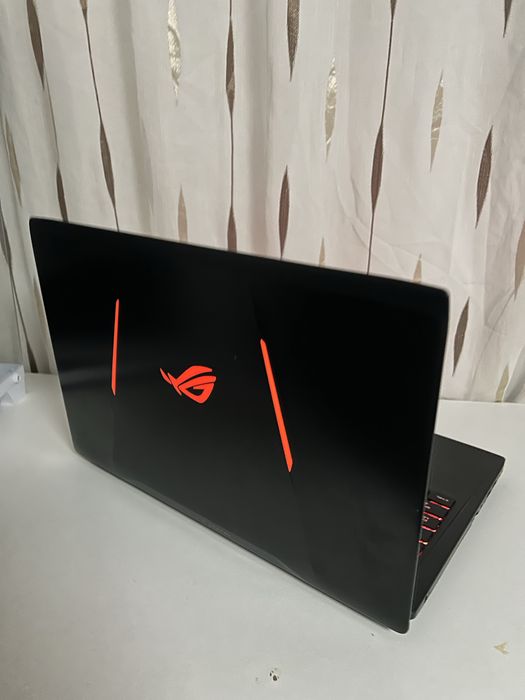 Laptop gaming| i7gen 7 | 16gb ram | GTX1050TI