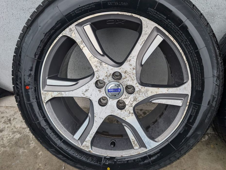 Jante ZEPHYRUS 18" 5x108 Volvo XC60 XC70 XC40 235/60R18 31280139