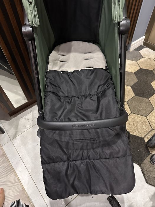 Коляска Kinderktaft Nubi2