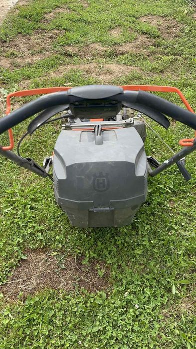 Бензинова самоходна косачка Husqvarna LC 348V