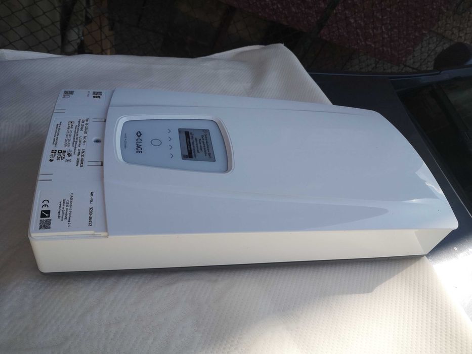 Проточен бойлер Clage DEX 12 Next Монофазен