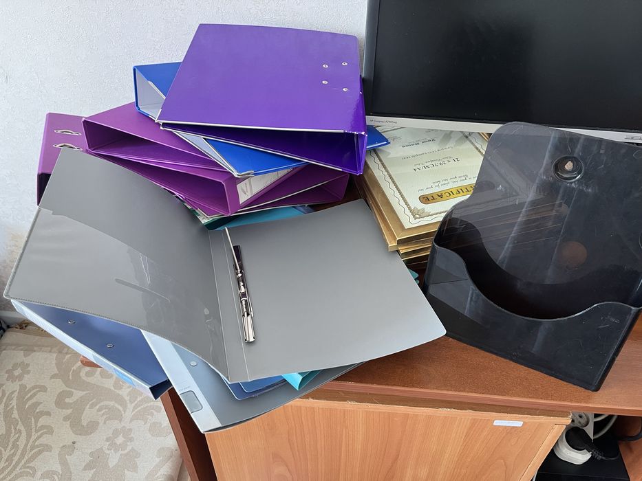 Продам папки для документов