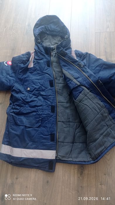 Продам рабочую (спецовку) куртку.