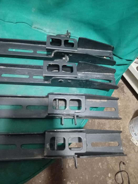 Кронштейн телевизор.