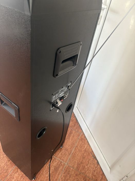 Блутуут караоке тонколона