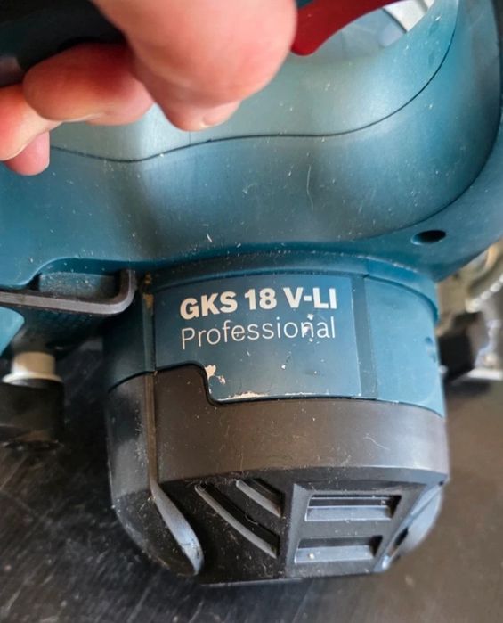 fierastrau circular bosch professional GKS18 V- LI