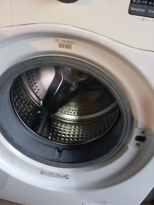 Продам стиральную машину