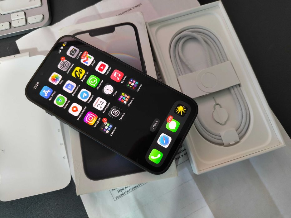 iPhone 16E 128GB Black