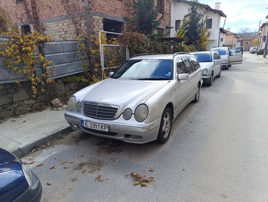 Мерцедес Е240 W210