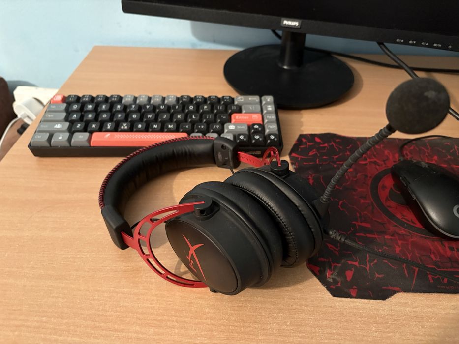 Vand PC+Mouse+Tastatura+Castii+Mousepad