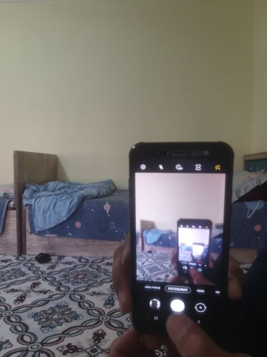 Самсунг а6+сотилади