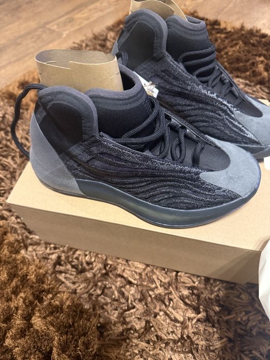 Yezzy  adidas  originali