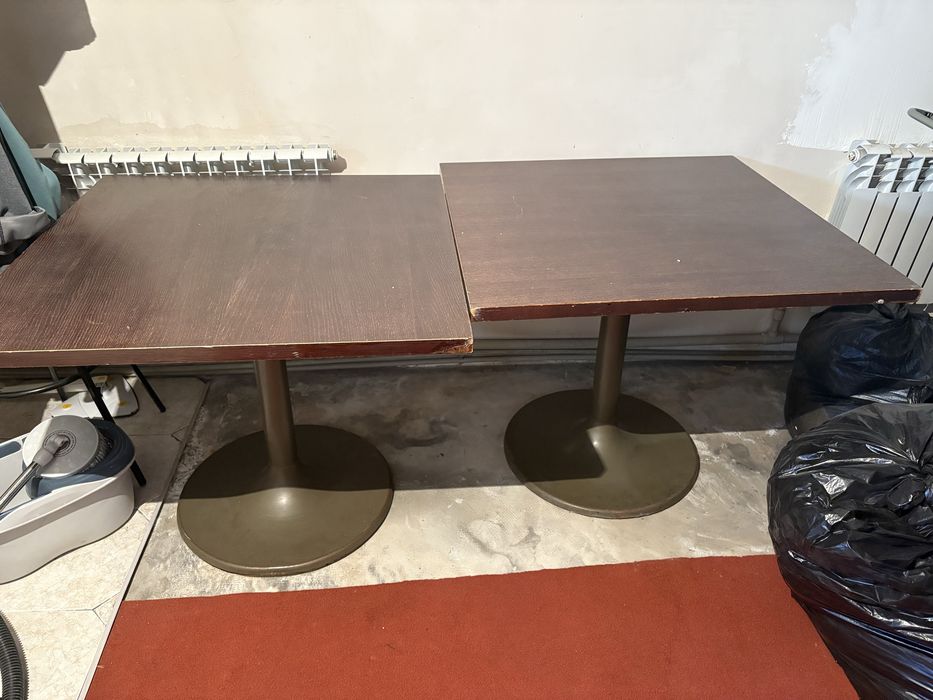 Продам квадратные столы