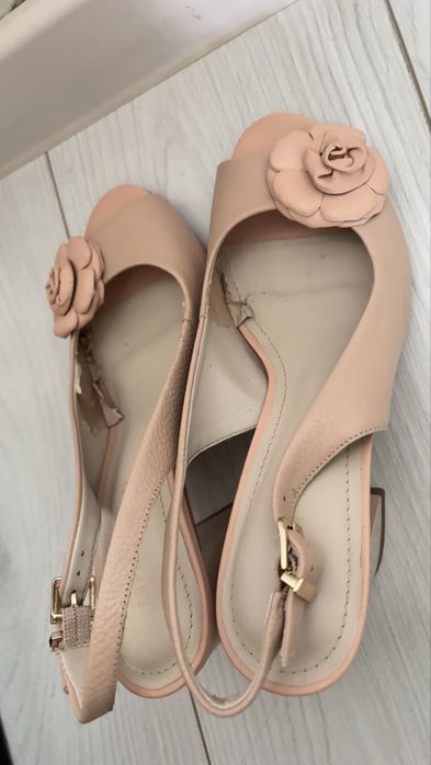 Туфли, босоножки женские