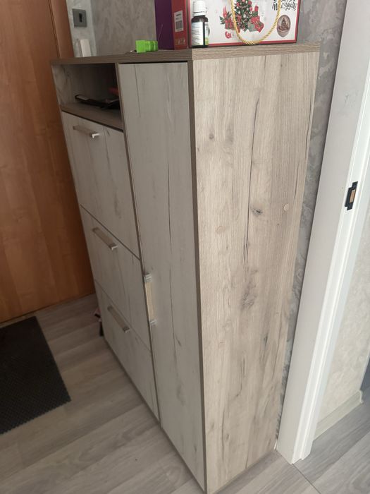 Обувница закрытая