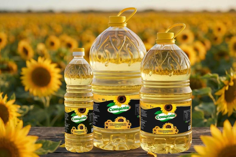 Vând ulei rafinat de floarea soarelui ambalat și vrac