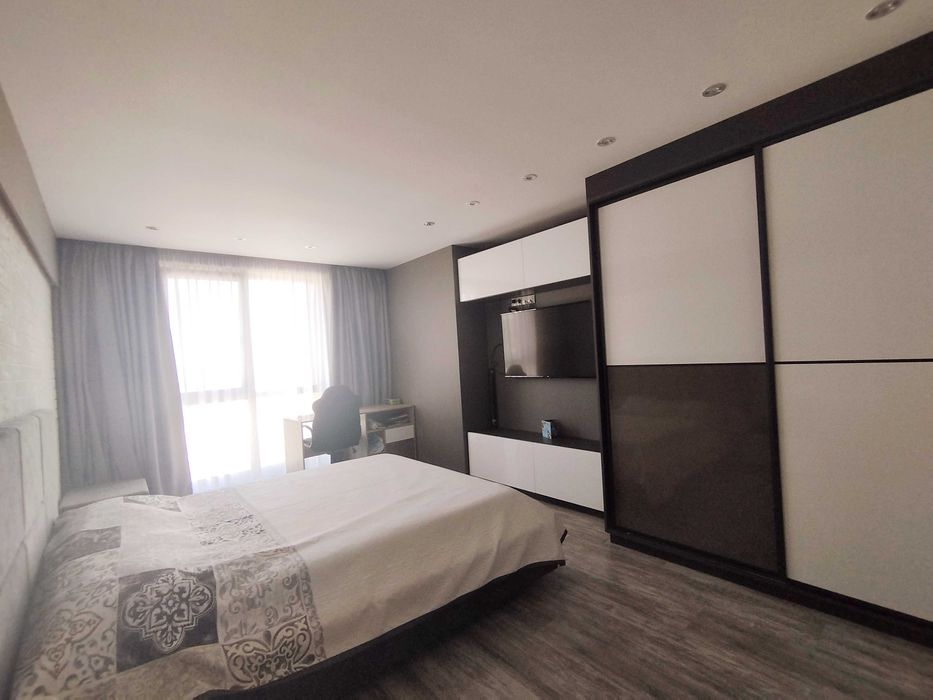 Тристаен апартамент във Vitosha apartments