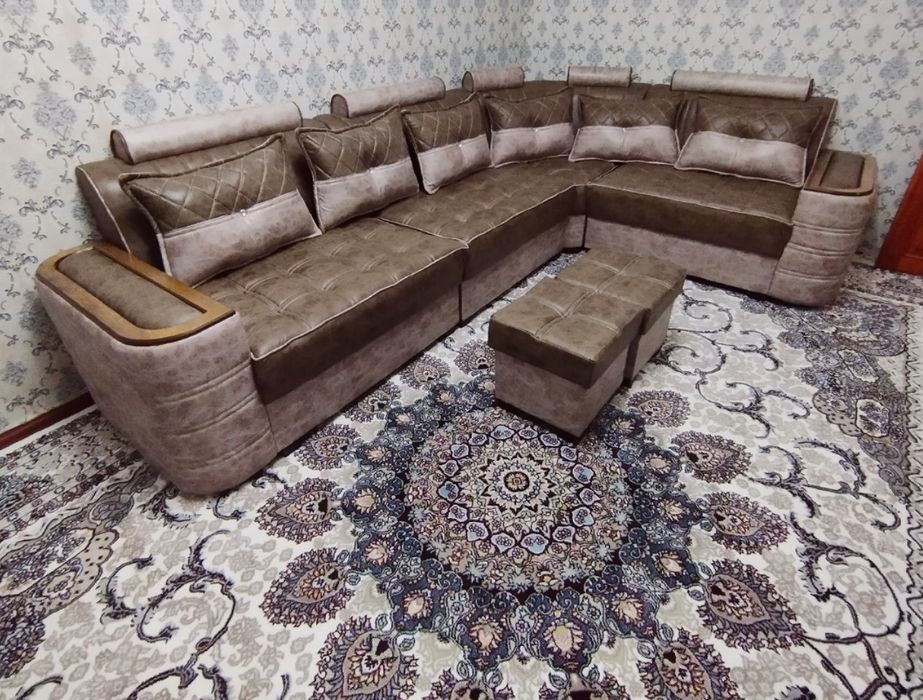 Гостинной угалок супер качиства