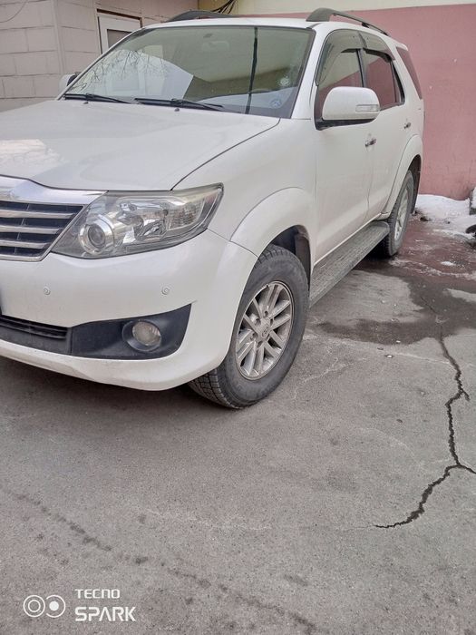 Форсунки тоуота. Б.у