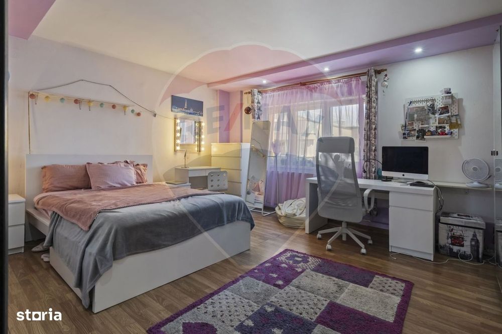 Apartament cu 4 camere de vânzare în zona Sebastian