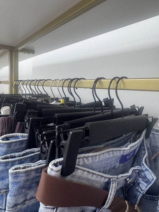 Продам вешалки для одежды