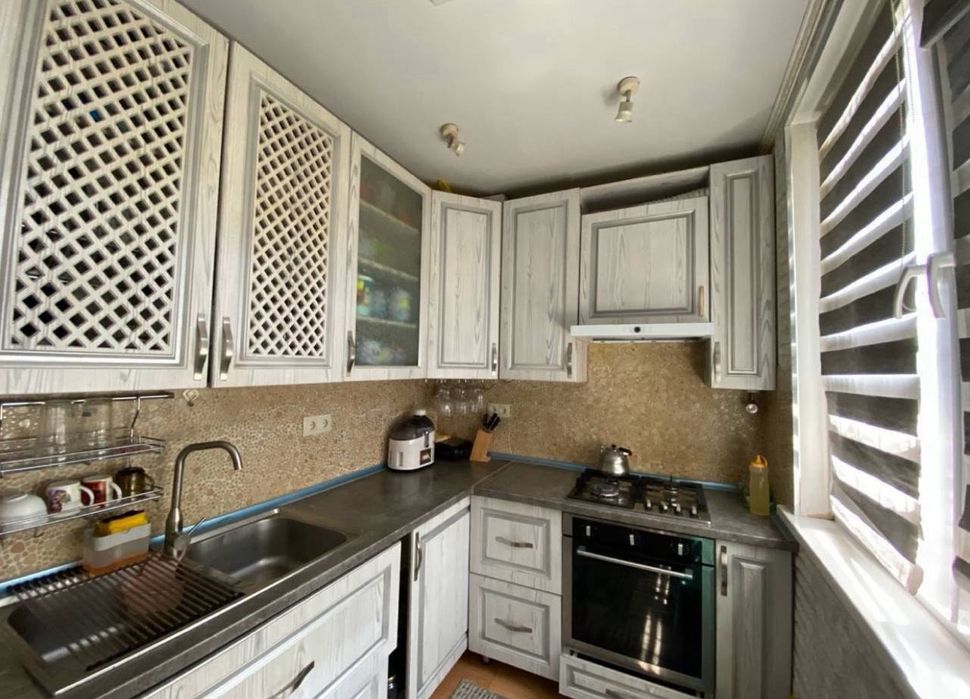 Кунаева квартира 4х комнатная мебель техника гостиница Россия