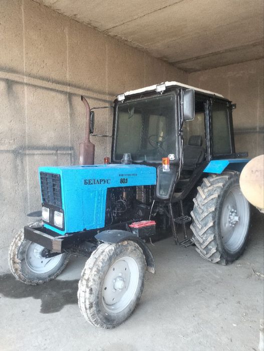 Traktor Belarus 80