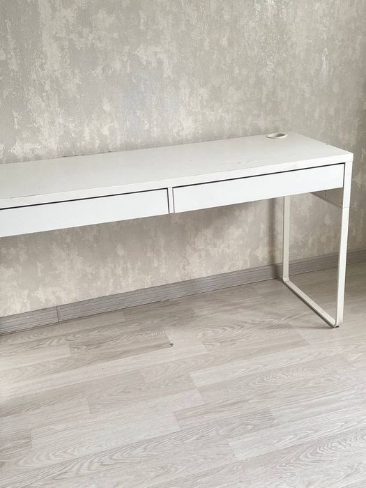 Стол компьютерный IKEA