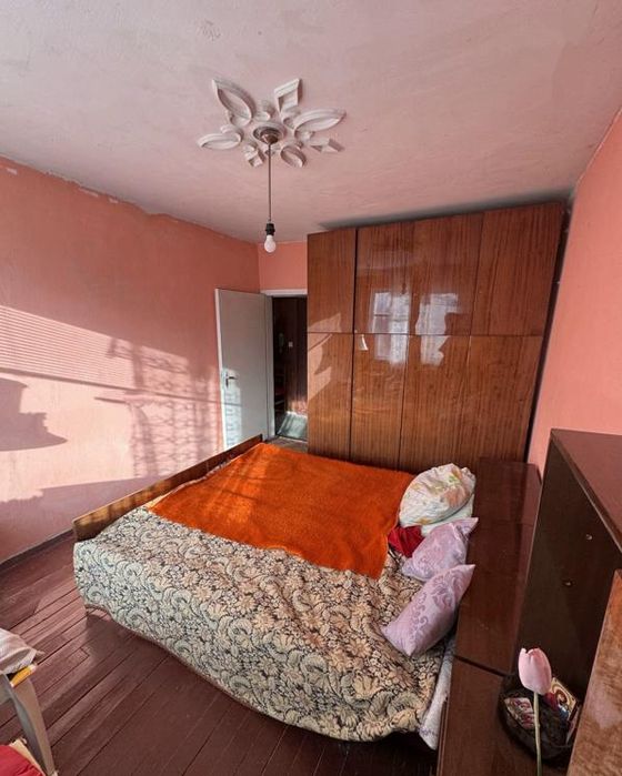 Продава се Двустаен апартамент в София, Фондови жилища - 68 кв.м за 994 €/кв.м - Снимка #3