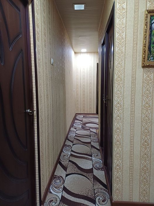 4 xonali Dom sotiladi