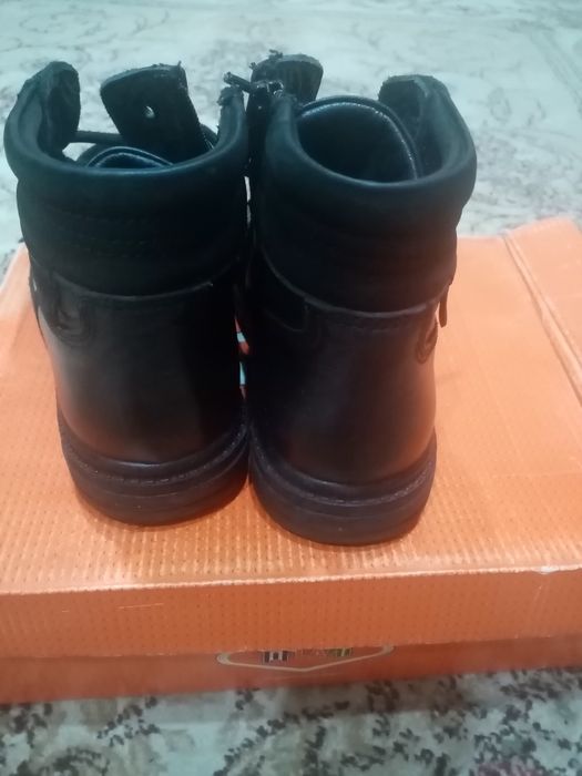 Ботинки весна р.32