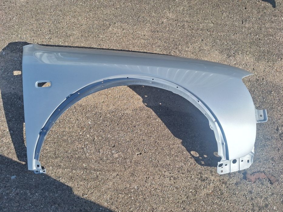 Преден Десен Калник За Audi A6 Allroad  2000-2005 Година  Ауди А6 Ц5