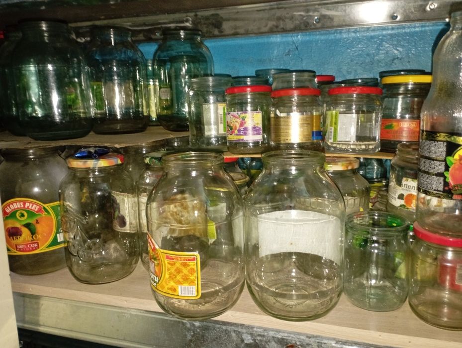 Банки в количестве