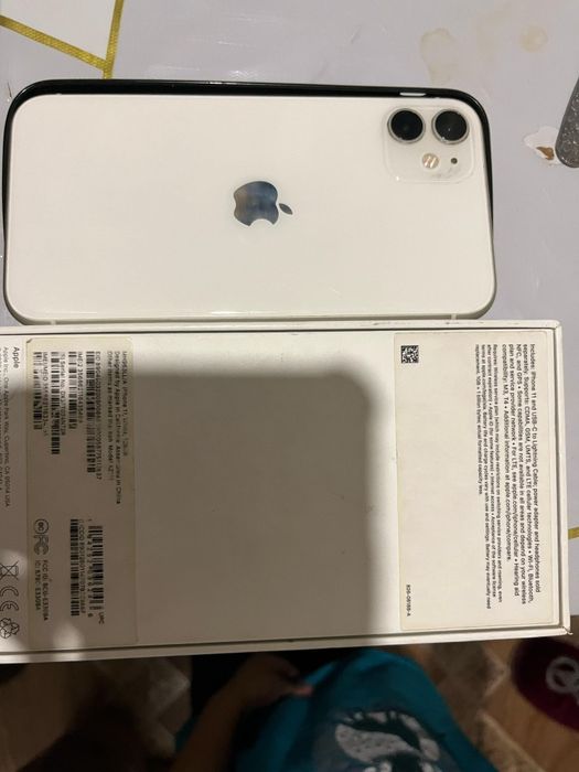 Айфон 11 ,исползовено 4 года без ремонта