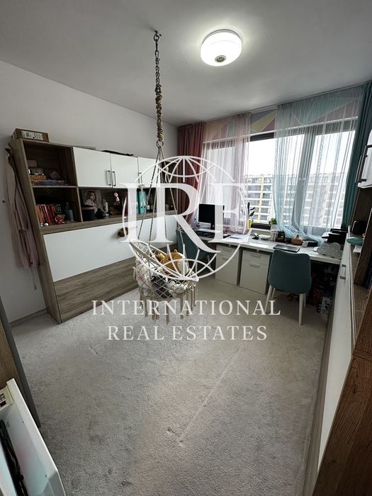 Продава се Тристаен апартамент в Варна, Младост 1 - 80 кв.м за 2938 €/кв.м - Снимка #8