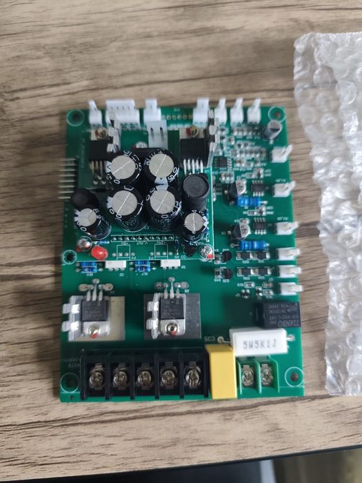 Quvvat va boshqaruv platasi/ плата питания и управления