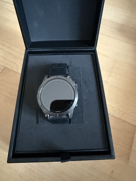 Garmin Epix Pro gen 2 Sapphire 47mm Premium - cu o curea de piele