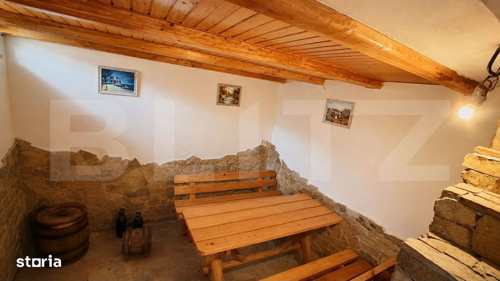 Casa de vaznare 190mp, teren 2000 mp, zona Carcea