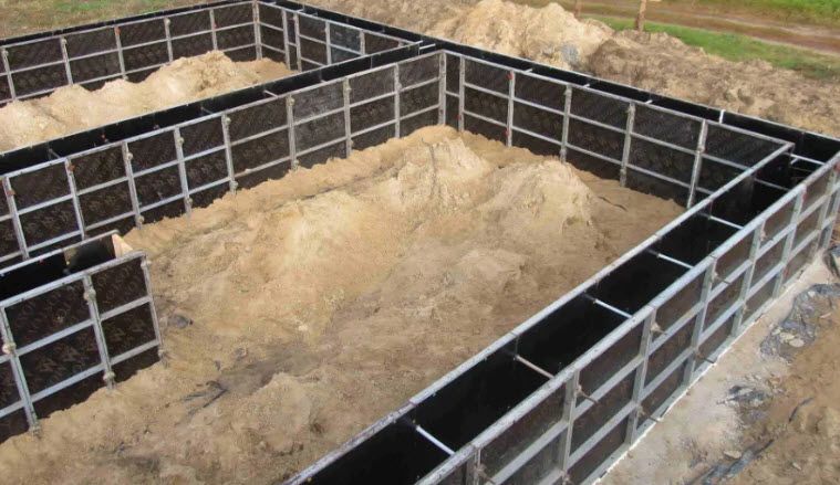 Бригада опытных опалубщиков