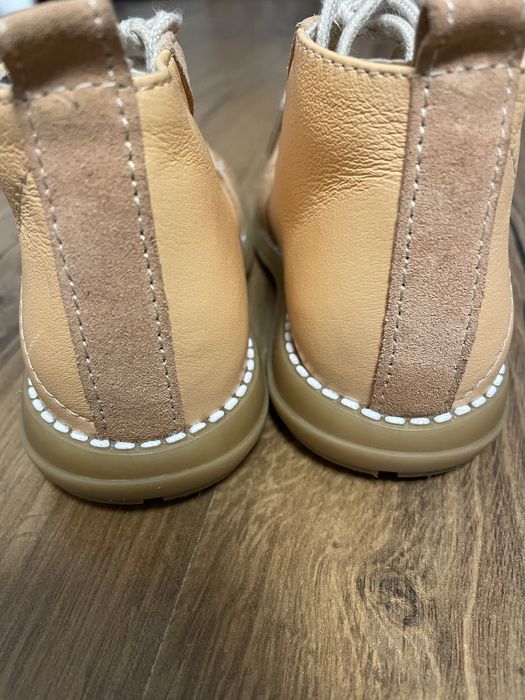 Ghete fetite neimblanite piele naturala marimea 24