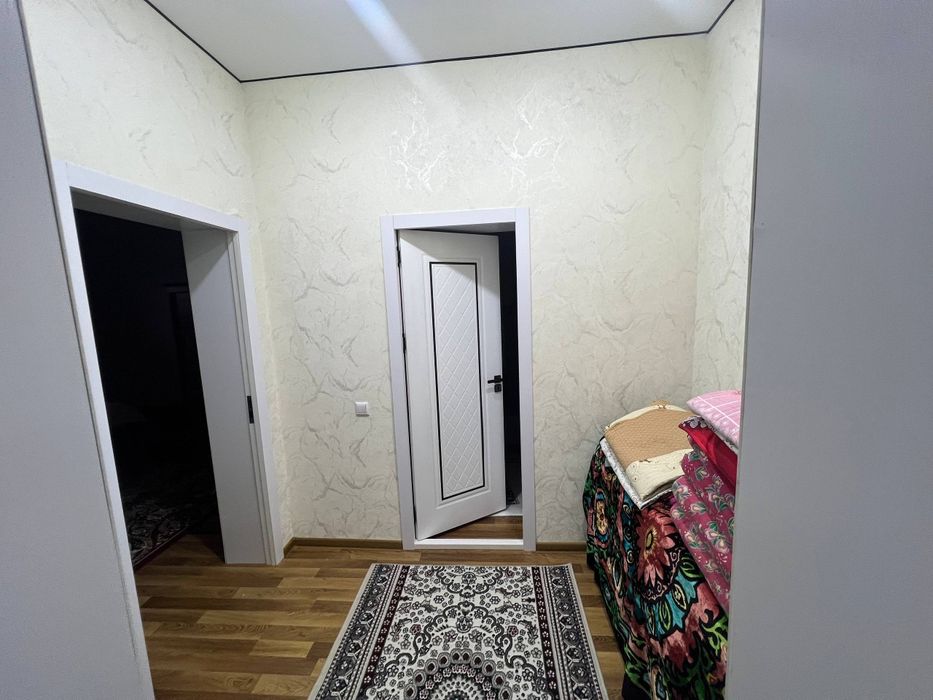 Коттедж хайтек срочно сотилади