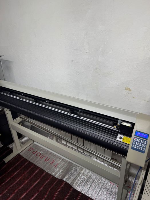 Режущий плоттер Jinka PE-1350