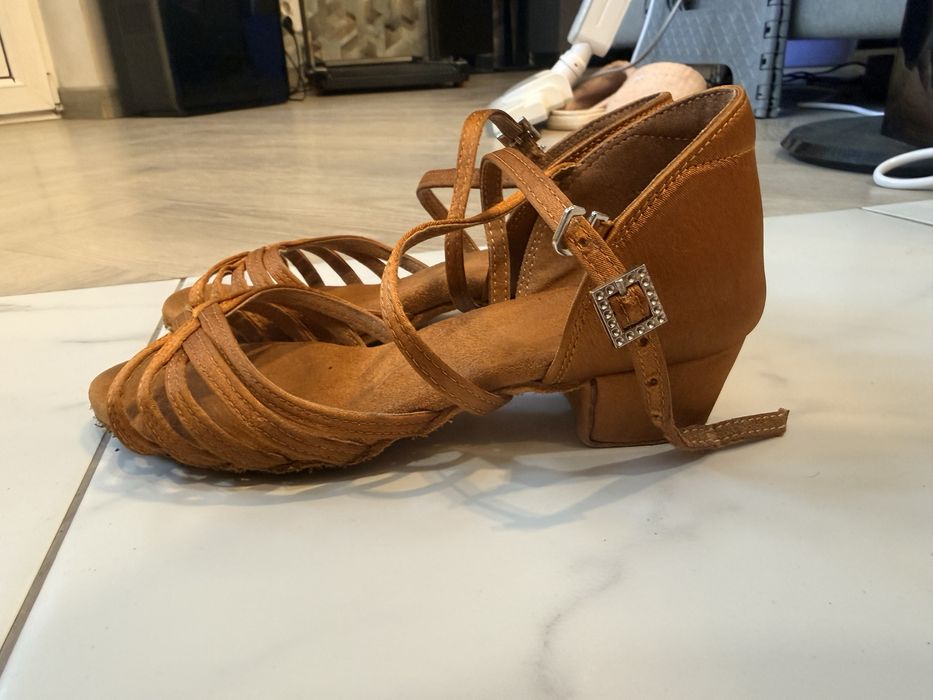 Туфли для танцев