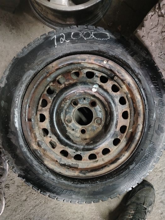 Продам покрышку 195/65/15