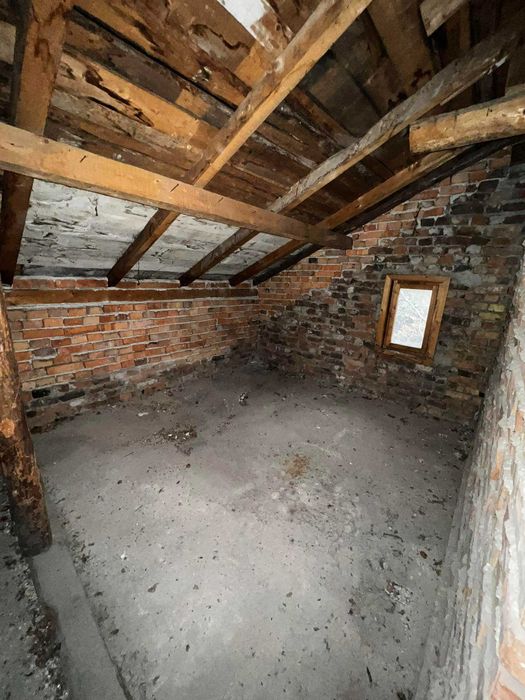 Продава се Къща в с. Томпсън, Област София-област - 228 кв.м за 426 €/кв.м - Снимка #8